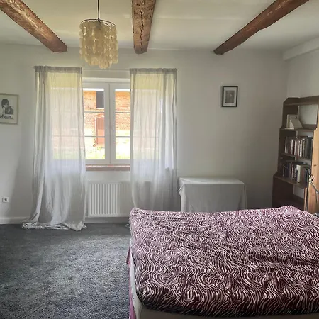 Nyaraló Miedzylasami -